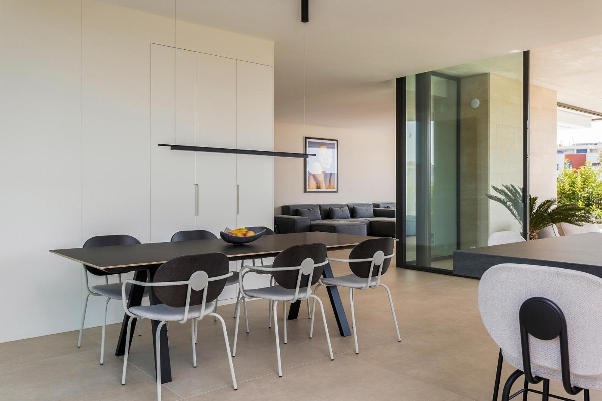 Al Fresco Center And 10 Minutes Walk From Amaizing Design New And New Urbanization Villa *