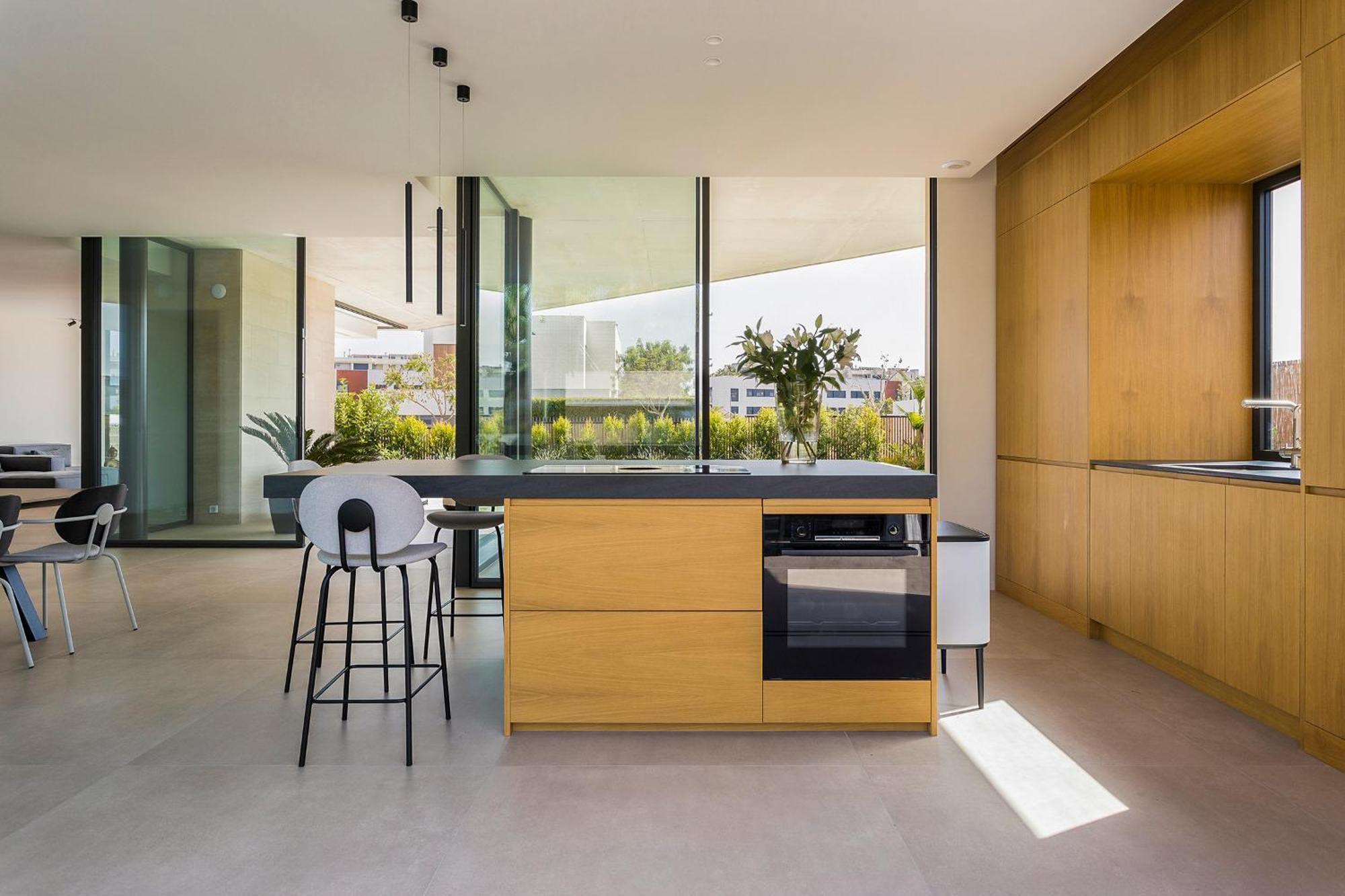 Al Fresco Center And 10 Minutes Walk From Amaizing Design New And New Urbanization Villa