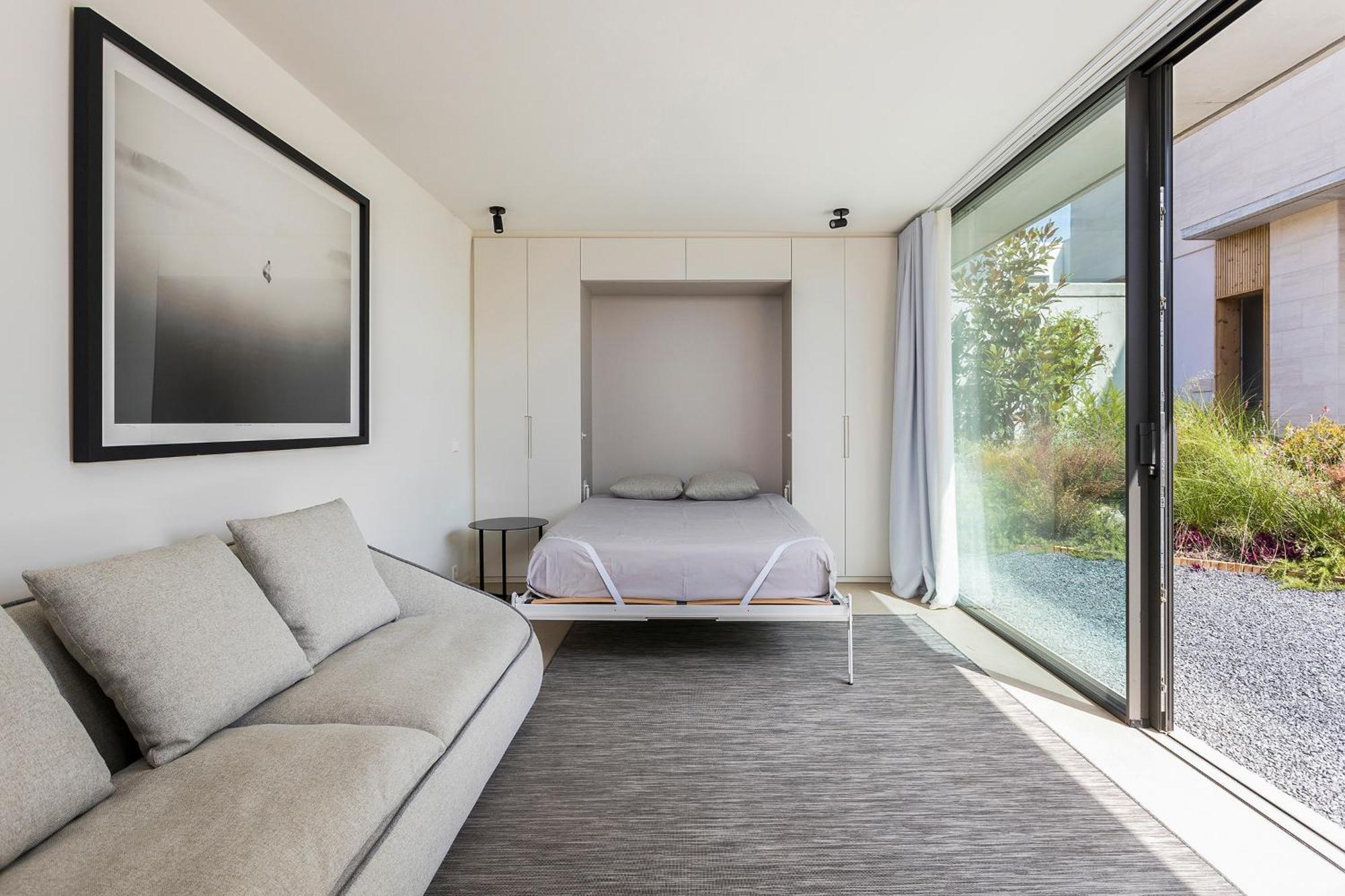 Villa Al Fresco Center And 10 Minutes Walk From Amaizing Design New And New Urbanization *